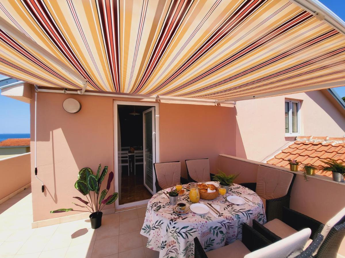 Apartment Beverly Kozino - By The Sea With Free Parking Екстер'єр фото