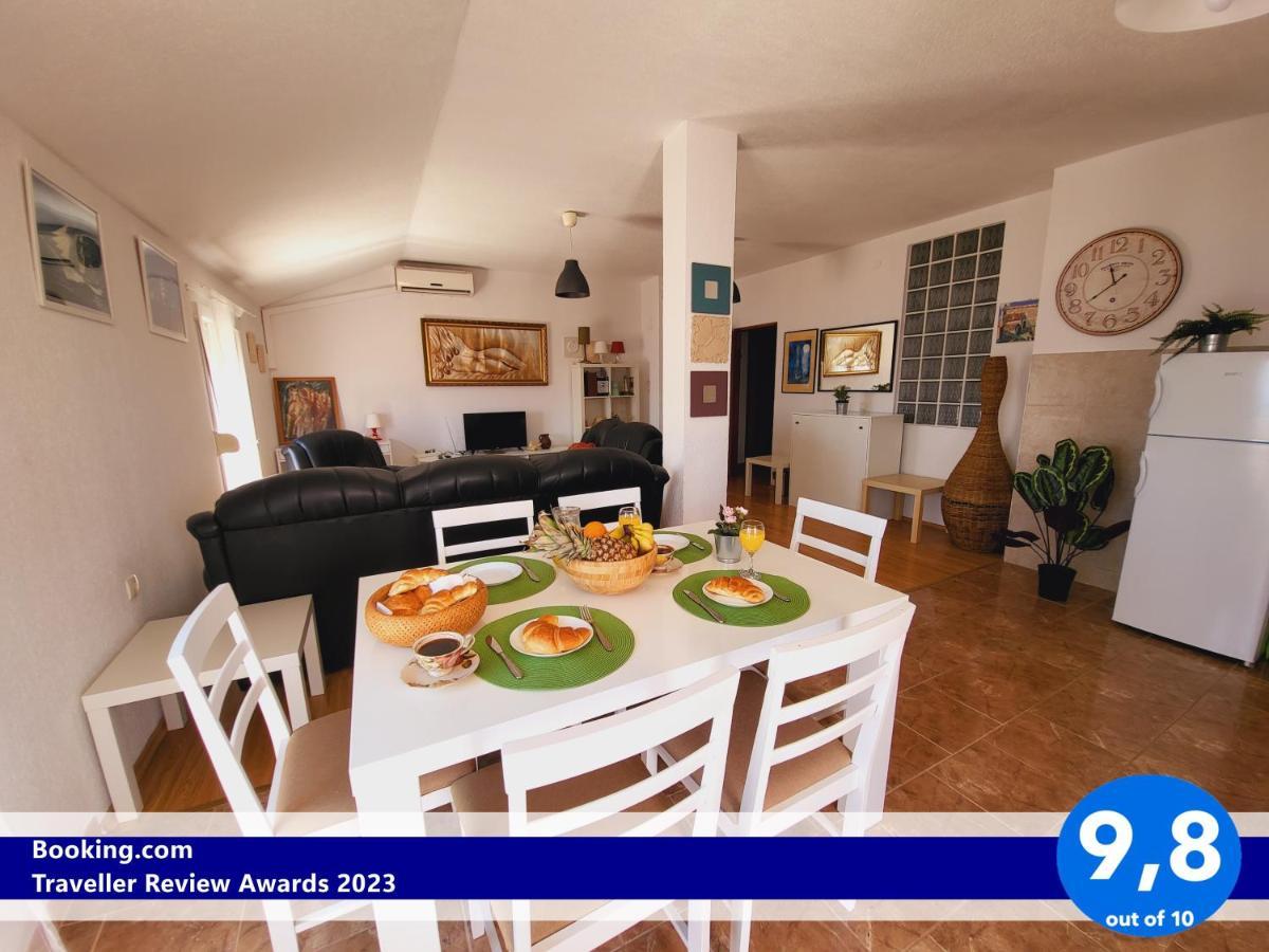 Apartment Beverly Kozino - By The Sea With Free Parking Екстер'єр фото